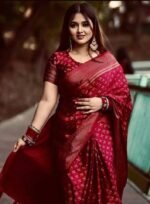 Japani Silk Sharee with Blouse Piece - Image 2